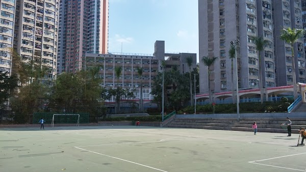 世界龍岡學校黃耀南小學